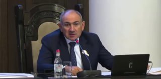 Пашинян анонсировал внеплановые проверки школ и больниц в Гюмри