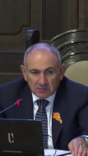 Никол Пашинян выступает с заявлением об антикоррупционной политике в Гюмри