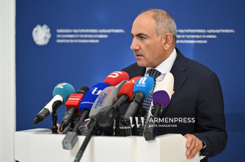 Премьер-министр Армении Никол Пашинян на брифинге, Гюмри
