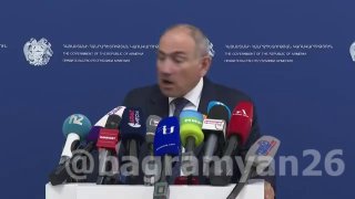 Премьер-министр Армении Никол Пашинян на пресс-конференции, Гюмри