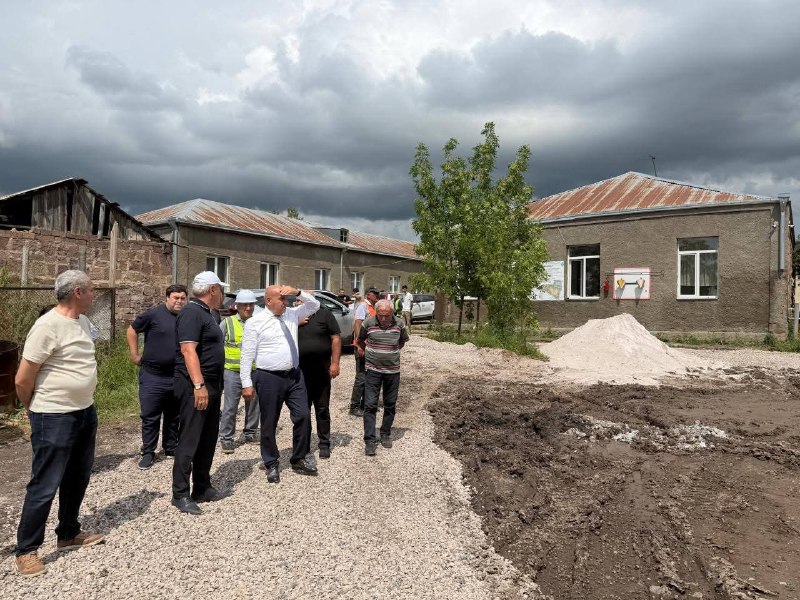 В Ширакской области строят новые школы в Артике, Покр Манташе и Гетапе