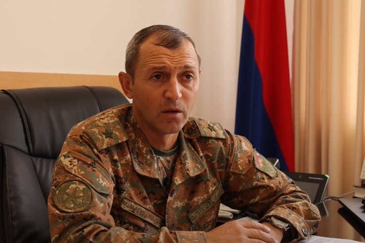 Официальный документ или символика, связанная с Вооруженными силами Армении