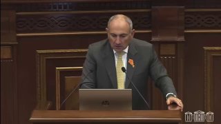 Реакция Нарека на слова Пашиняна о мандате: что это значит для выборов в Гюмри